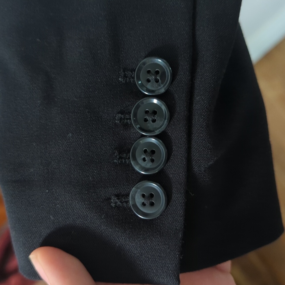 Blazer - Picture 3 of 4